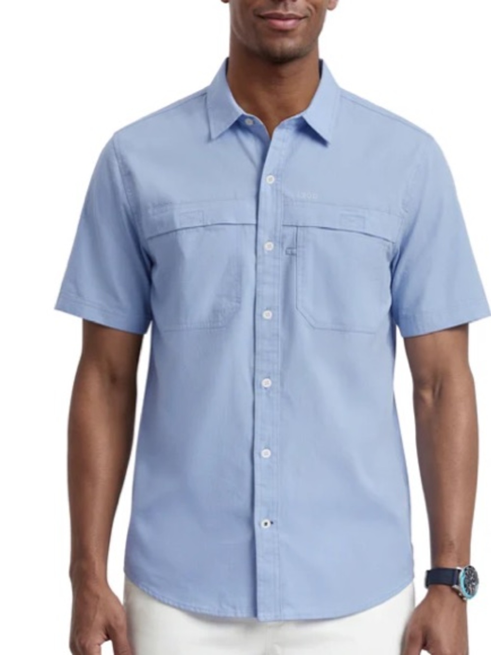 NWT size Medium Izod Men's Light Blue Short Sleeve Button-Down Shirt upf 50